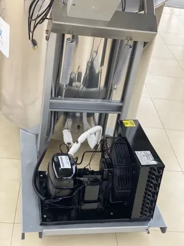 Tanque de Leite 500 Litros Resfriador Tina Inox de Polpas Caldas Açaí Sorvetes Misturado