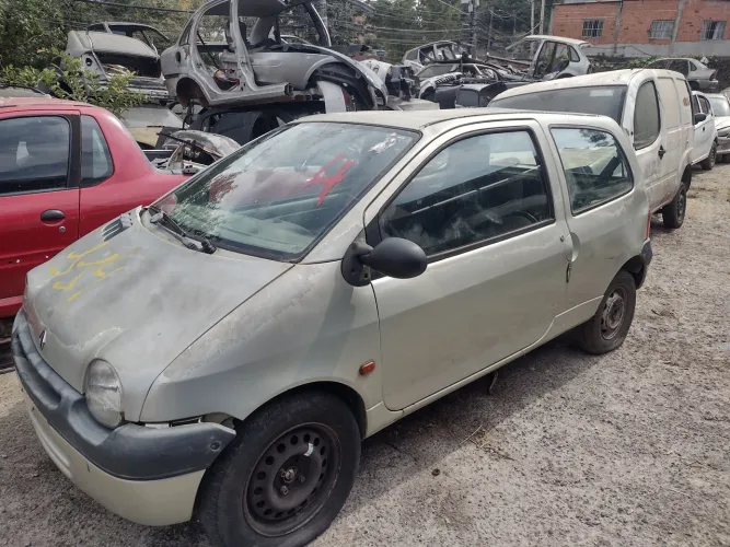 Capo farol motor câmbio Renault Twingo ano 2001 