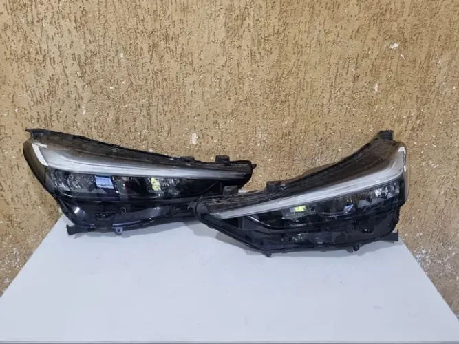 Par de Farol HRV / HR-V 2023/2024 Original