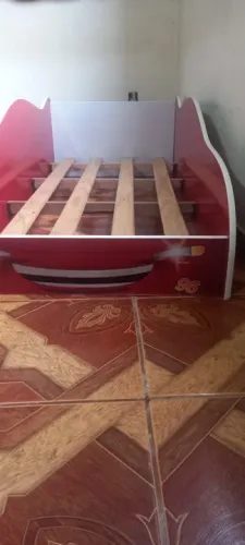 Cama montesensoriana infantil carros
