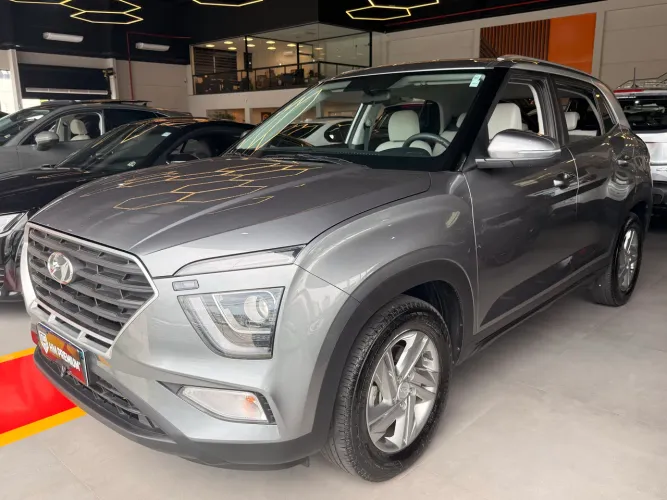 Creta Comfort - 2023 - 34.000 km - Interna Clara 