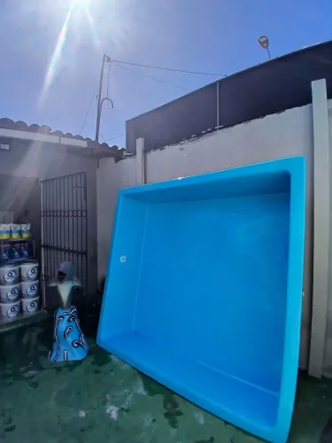 PISCINA DE FIBRA, LYA