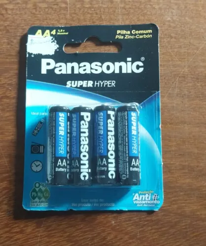 Pilha Panasonic AA com 4 