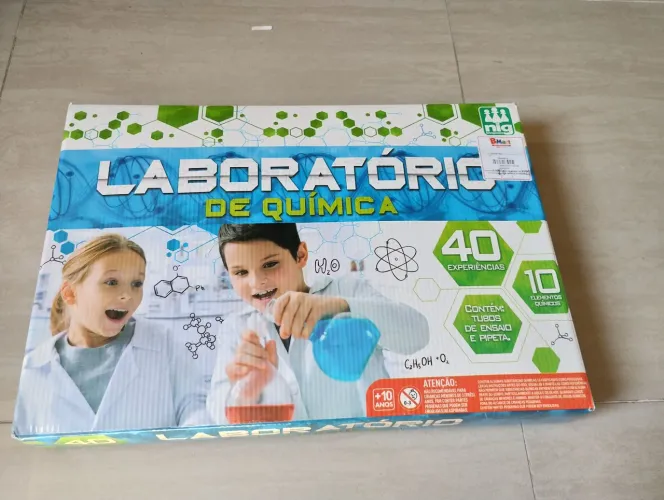 Jogo de Tabuleiro Laboratório de Química +10