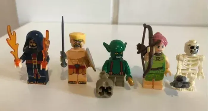 Kit Clash Bonecos Compatíveis Com Lego 