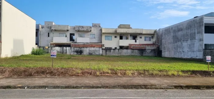 Vende-se lotes lado a lado no bairro João Pessoa em Jaraguá do Sul-SC.