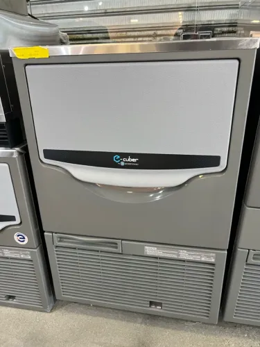 Máquina de Gelo em cubos 65kg dia  Hoshizaki - pronta entrega 