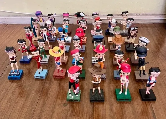 Coleção Bonecas Betty Boop (39 unidades)