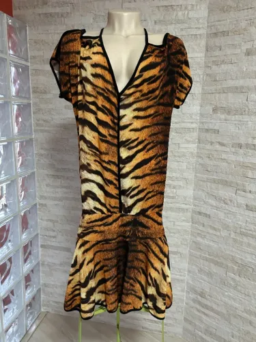 Vestido estampa animal print - tigre tamanho M
