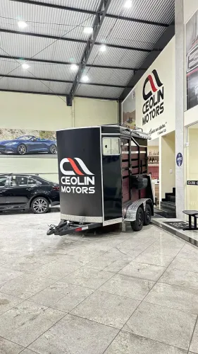 Trailer de cavalo