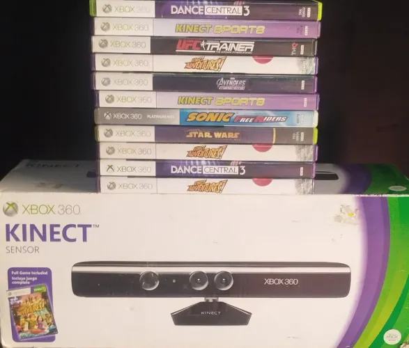 KINECT P/ XBOX 360 + 2 JOGOS A SUA ESCOLHA ( SEMI-NOVO) SOMOS LOJA NO CENTRO DE CAXIAS