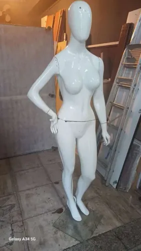 Vendo Mannequin 