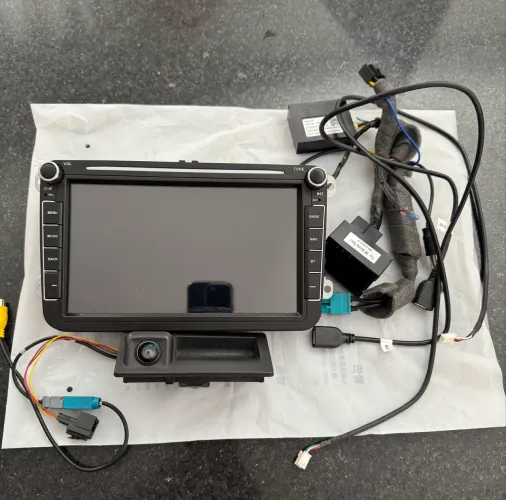 Multimídia Android + Câmera de Ré Jetta