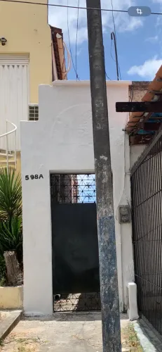 Casa grande na rua Padre Cícero, no Rodolfo Teófilo, oportunidade!!!