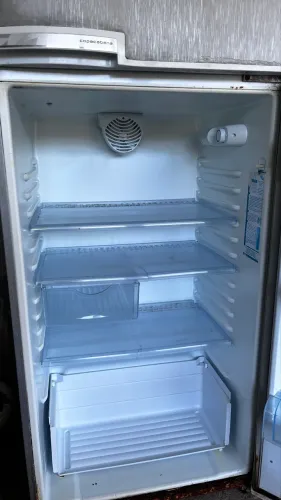 Geladeira continental 