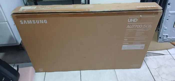 Caixa de Papelão de Tv 50"