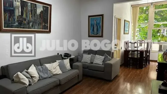 Apartamento : Padrão / Residencial / Copacabana