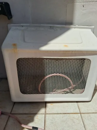 Caixa de Proteção para Ar Condicionado