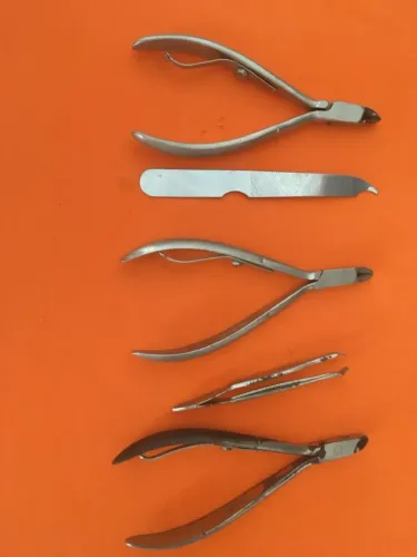 Kit de Manicure em Aço Inoxidável