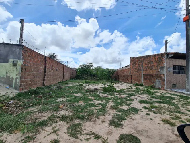 Terreno 200m Extremoz com Escritura Pública, IPTU quitado!