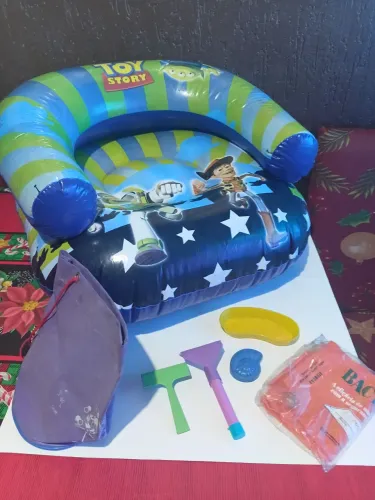 Kit para piscina, cadeirinha inflável e mais