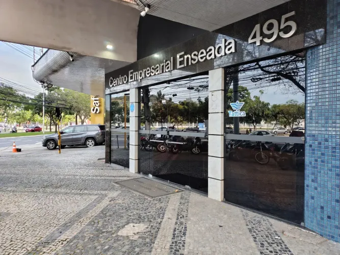 SALA COMERCIAL na  Enseada do Suá - Vitória - ES