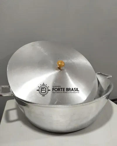 Tacho em alumínio batido grosso - tamanho grande 40cm - com tampa 