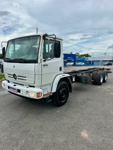 MERCEDES-BENZ/1718 3-Eixos