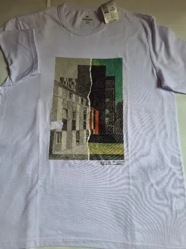 Camiseta Adulto Marca Hering - Branca - Tam M - Nova com Etiqueta