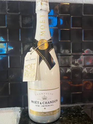 Champagne Moët & Chandon Ice Impérial