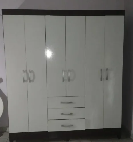 Vendo Guarda Roupa Casal Branco em Excelente Estado