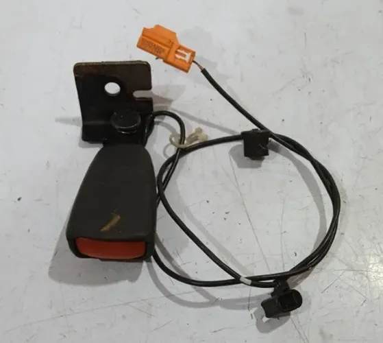 Engate Cinto Traseiro Esquerdo Volvo C30 2008