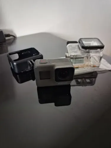 Gopro hero 5 e acessórios