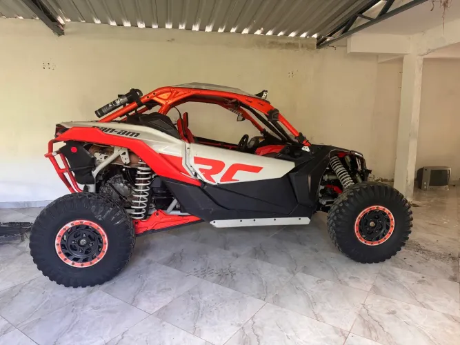 Utv maverick x3 RC 2021 195hp único dono 