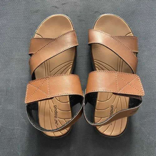 Sandália Itapuã - Fecho em velcro