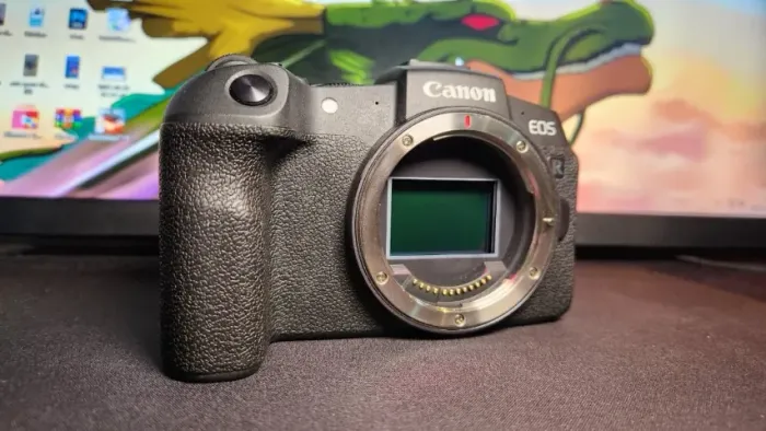 Canon EOS RP com acessórios originais - Único dono
