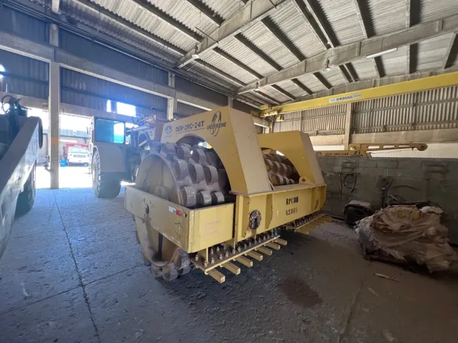 Rolo Hyster compactador CAT 627B