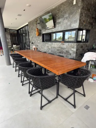 Mesa retangular com 12 cadeiras DISPONÍVEL EM CORES