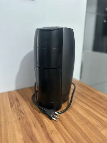Vende-se Cafeteira 3 Corações