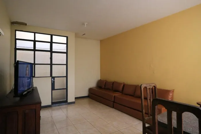 Casa à Venda - Concórdia, 5 Quartos, 400 m2