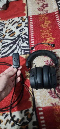 Headset profissional Cloud S Alpha com controle de Surround 7.1