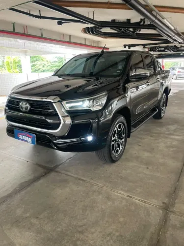 Toyota Hilux CD SRX 4X4 2.8 TDI 16V Diesel Aut. 2025