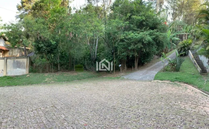 Terreno à venda no condomínio Granja Viana II