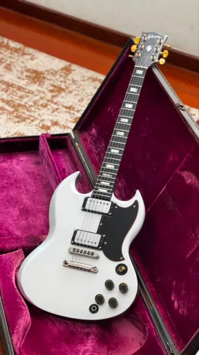 Vintage! Gibson SG 1973 (caps originais!) e ébano