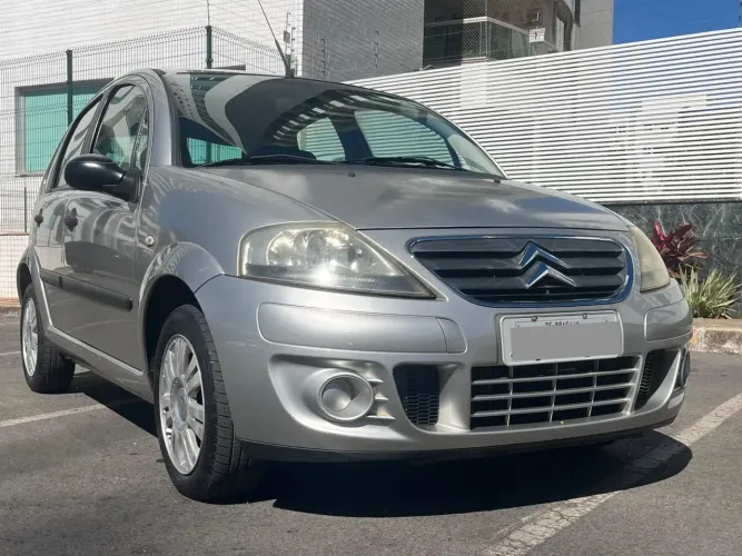 Citroen C3 GLX 1.4/ GLX Sonora 1.4 Flex 8V 5P 2011