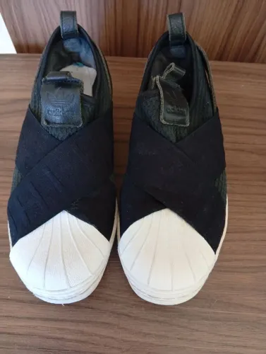 Tênis Adidas Superstar 34