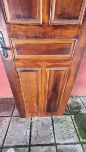 Porta Madeira maciça