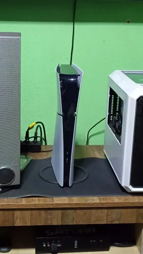 PS5 slim digital 1 tera