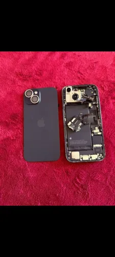 Iphone 15 peças 