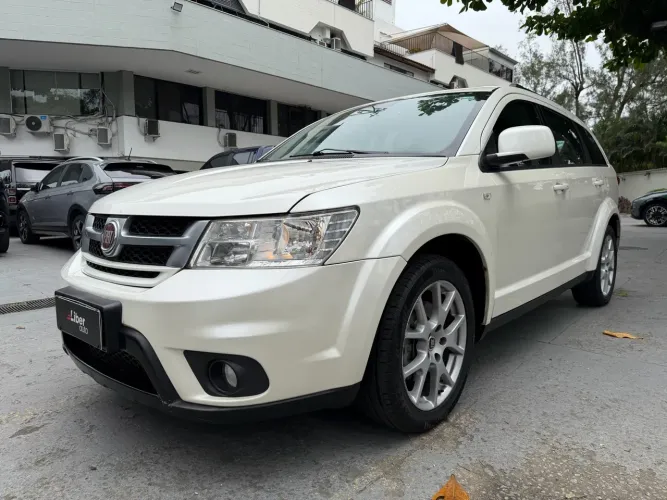 Fiat Freemont 2.4 16V 5P Aut. 2015